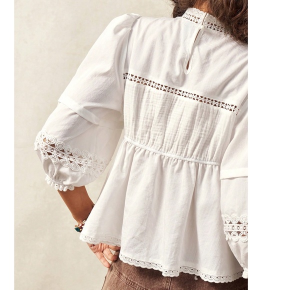 Boho White Lace 3/4 Sleeve Flared Hem Top - Picture 4 of 6
